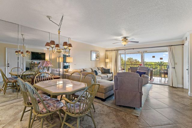 275 Palm Avenue C402, Jupiter, FL 33477