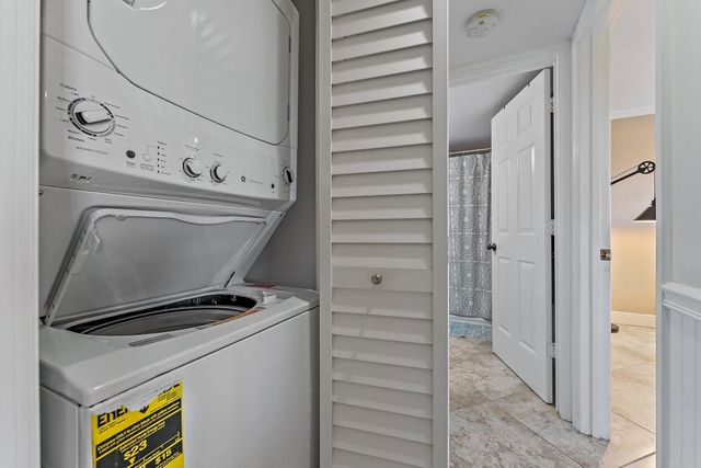 275 Palm Avenue C402, Jupiter, FL 33477