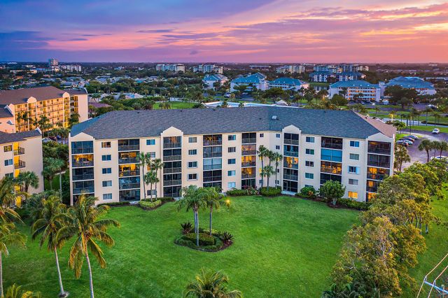 275 Palm Avenue C402, Jupiter, FL 33477