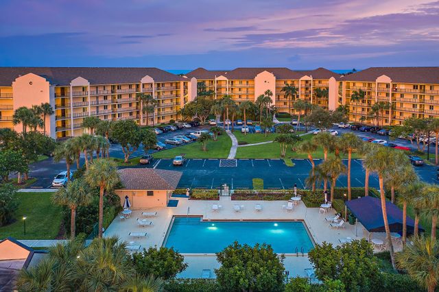 275 Palm Avenue C402, Jupiter, FL 33477