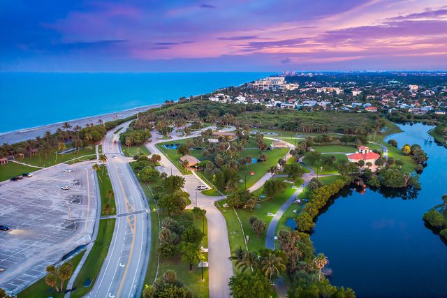 275 Palm Avenue C402, Jupiter, FL 33477