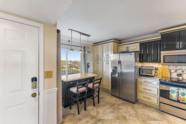 275 Palm Avenue C402, Jupiter, FL 33477