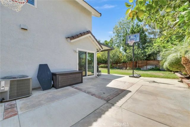 11476 Shugart, Riverside, CA 92503