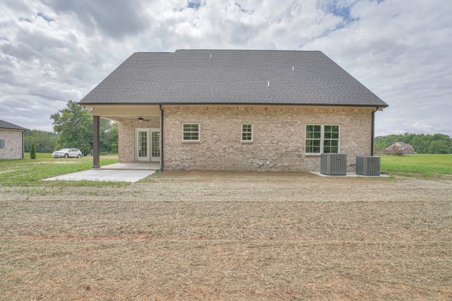 204 Spring House Dr, Manchester, TN 37355