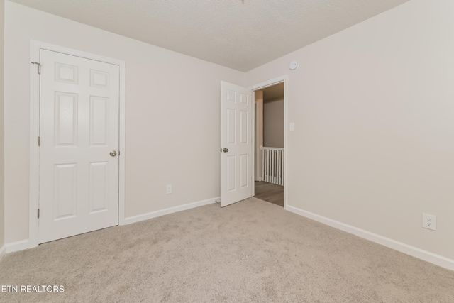 7218 Ashford Glen Drive, Knoxville, TN 37918