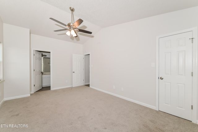 7218 Ashford Glen Drive, Knoxville, TN 37918