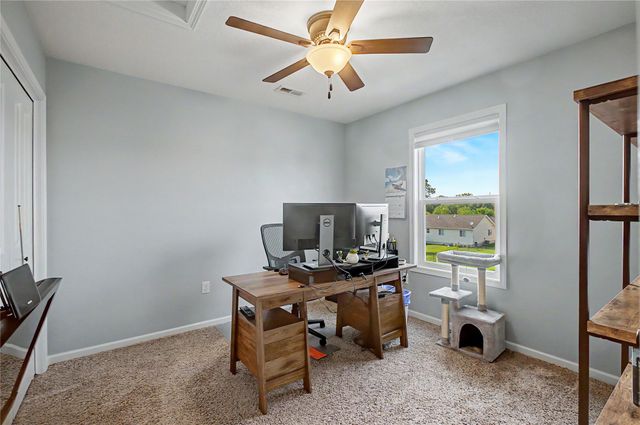 4618 E Valdez Drive, Des Moines, IA 50317