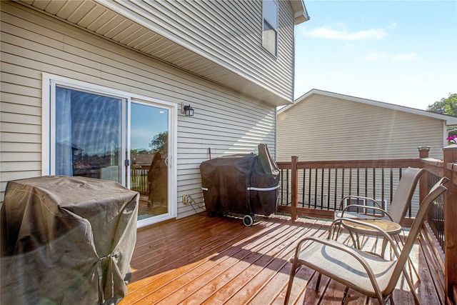 4618 E Valdez Drive, Des Moines, IA 50317