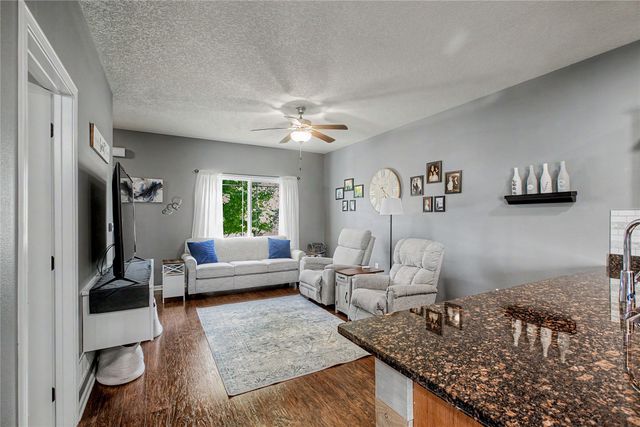4618 E Valdez Drive, Des Moines, IA 50317