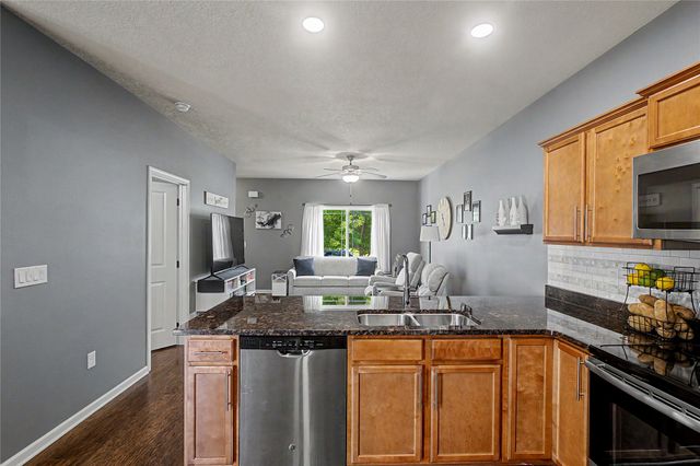 4618 E Valdez Drive, Des Moines, IA 50317