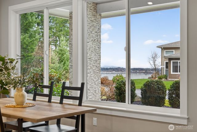 5481 Wood Duck Loop, Blaine, WA 98230