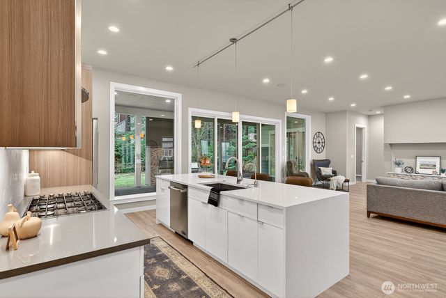 5481 Wood Duck Loop, Blaine, WA 98230