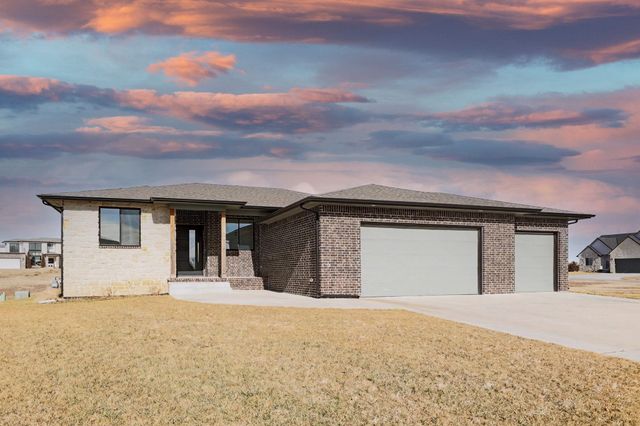 13910 E Willowgreen St, Wichita, KS 67230