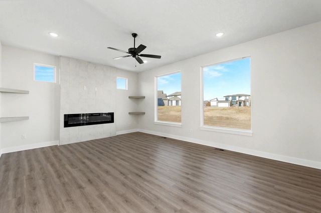 13910 E Willowgreen St, Wichita, KS 67230