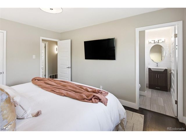 6203 Johnson Way, Arvada, CO 80004