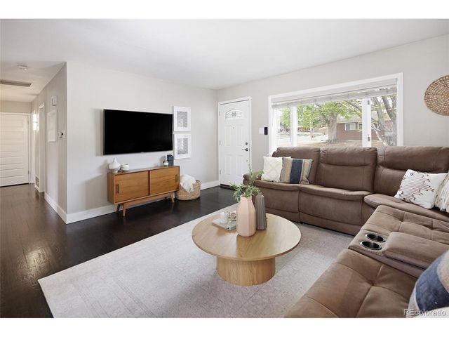 6203 Johnson Way, Arvada, CO 80004