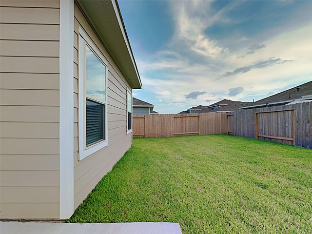 25554 Northpark Spruce Drive, Porter, TX 77365