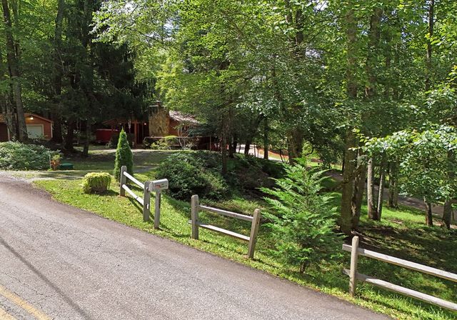 780 Watson Gap Road, Mineral Bluff, GA 30559