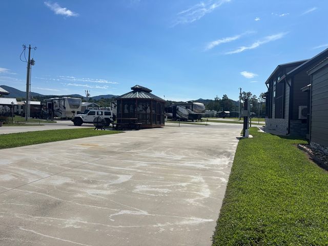 166 Foggy Mountain Road, Blairsville, GA 30512