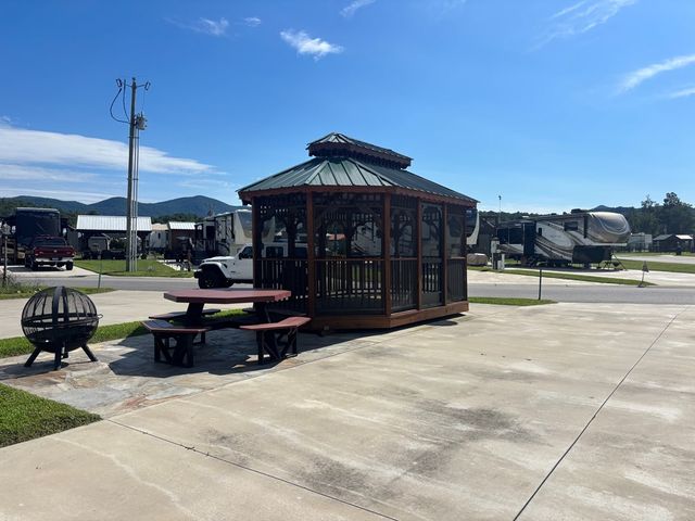 166 Foggy Mountain Road, Blairsville, GA 30512