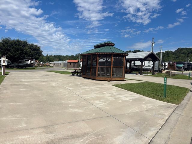 166 Foggy Mountain Road, Blairsville, GA 30512