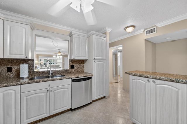 18730 Stewart Circle 7, Boca Raton, FL 33496