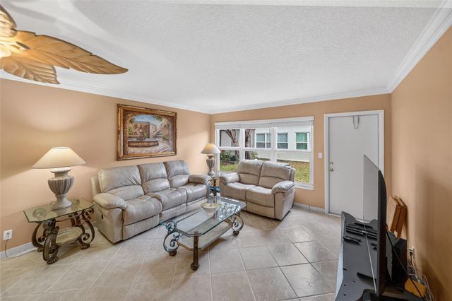 18730 Stewart Circle 7, Boca Raton, FL 33496