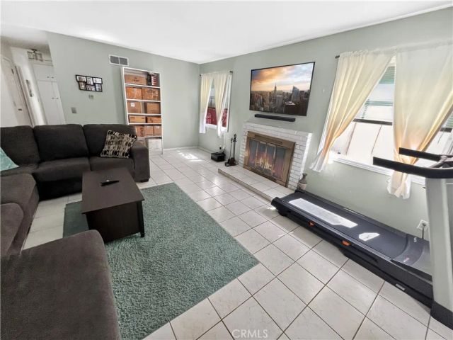 503 Traverse, Costa Mesa, CA 92626