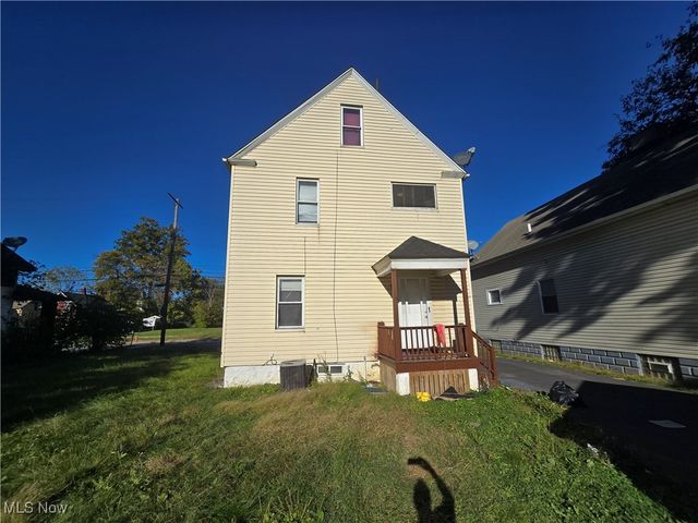 3616 Independence Road, Cleveland, OH 44105