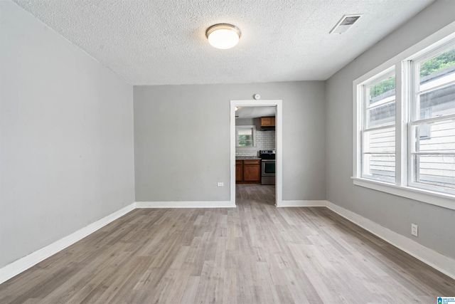 1825 18TH STREET, Birmingham, AL 35218