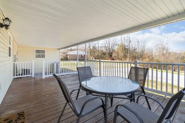 1015 Old Waitsboro Road, Bronston, KY 42518