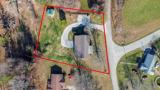 1015 Old Waitsboro Road, Bronston, KY 42518