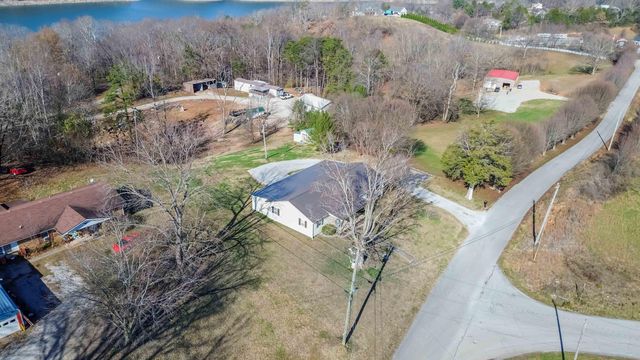 1015 Old Waitsboro Road, Bronston, KY 42518