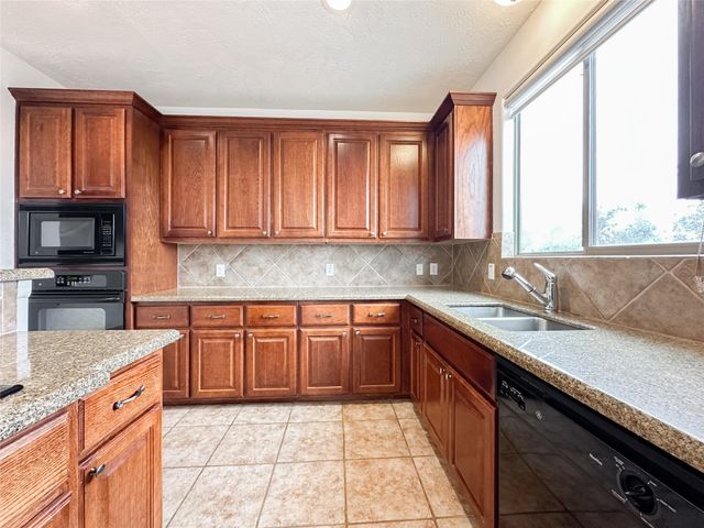 1727 Stacy Crest, Houston, TX 77008