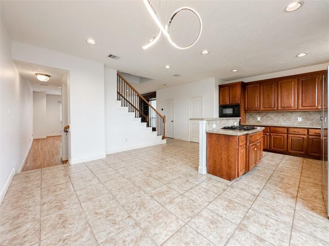 1727 Stacy Crest, Houston, TX 77008