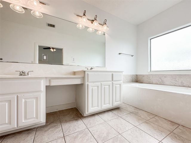 1727 Stacy Crest, Houston, TX 77008