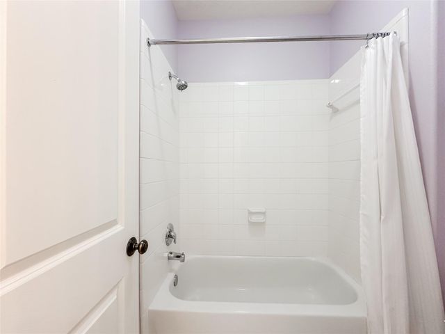 1727 Stacy Crest, Houston, TX 77008