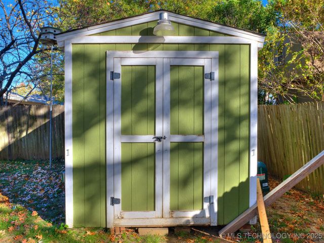 7508 E 53rd Street, Tulsa, OK 74145