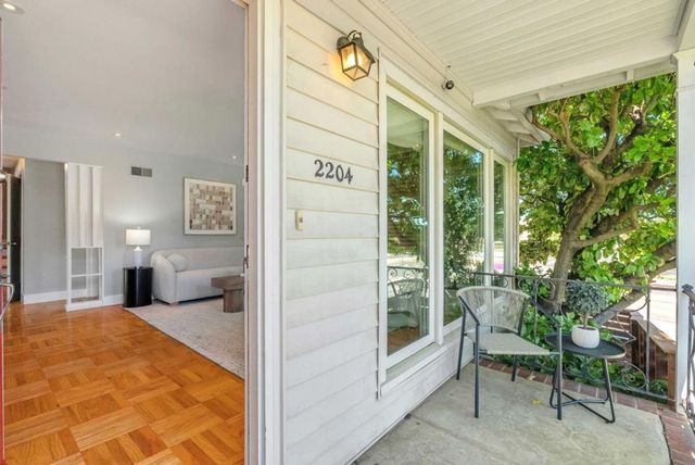 2204 Roosevelt Avenue, Redwood City, CA 94061