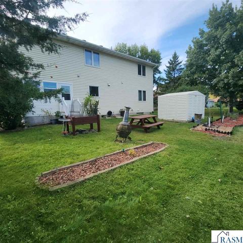 111 Hosanna Court, Mankato, MN 56001