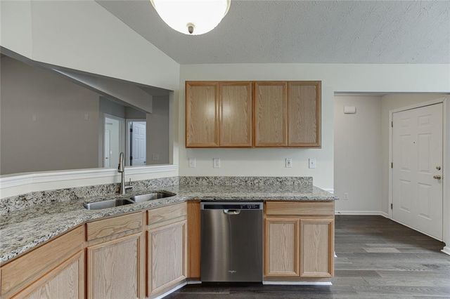 387 Joshua Way, Hoschton, GA 30548