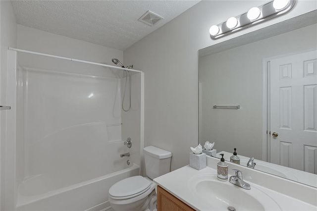 387 Joshua Way, Hoschton, GA 30548