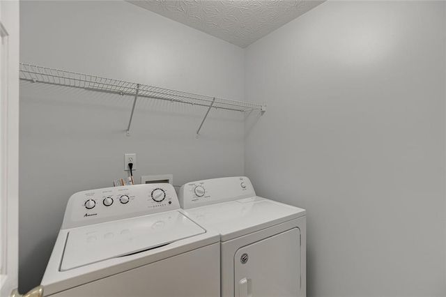 387 Joshua Way, Hoschton, GA 30548