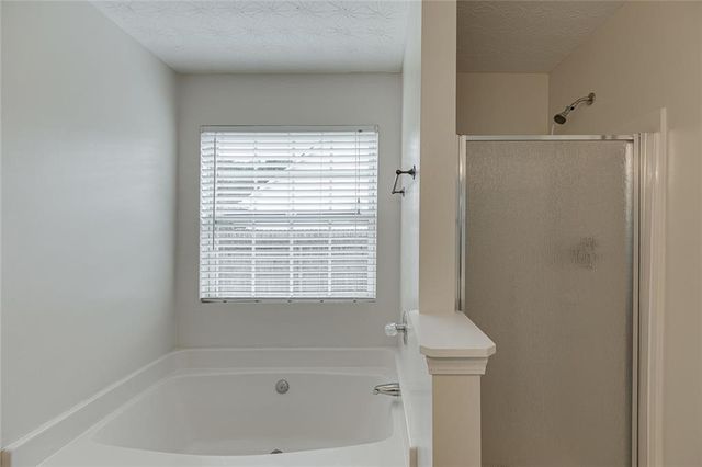 387 Joshua Way, Hoschton, GA 30548