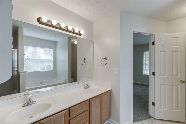 387 Joshua Way, Hoschton, GA 30548