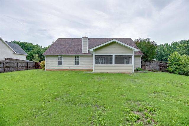387 Joshua Way, Hoschton, GA 30548