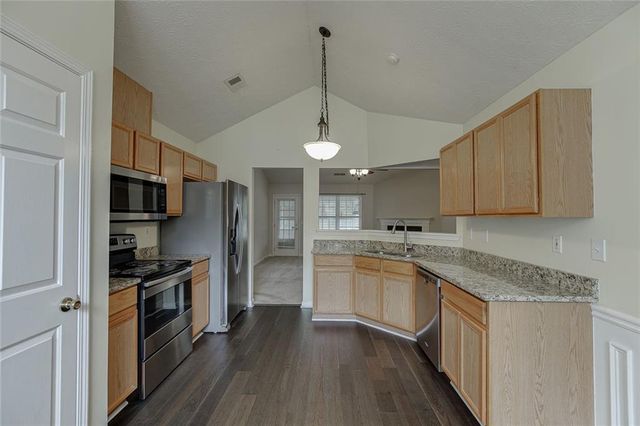 387 Joshua Way, Hoschton, GA 30548