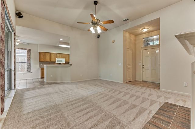 38 Tranquil Glade Place, The Woodlands, TX 77381