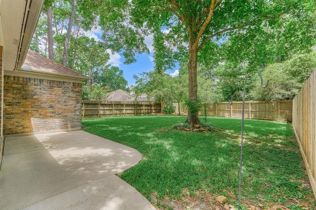 38 Tranquil Glade Place, The Woodlands, TX 77381