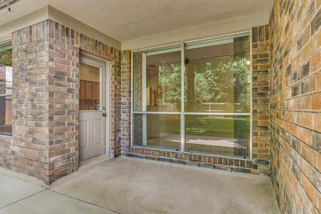 38 Tranquil Glade Place, The Woodlands, TX 77381